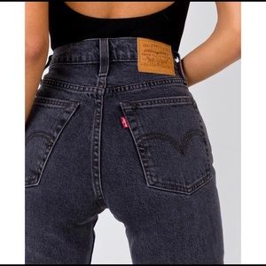 LEVI’S Wedgie Straight Jean That Girl Washed Black